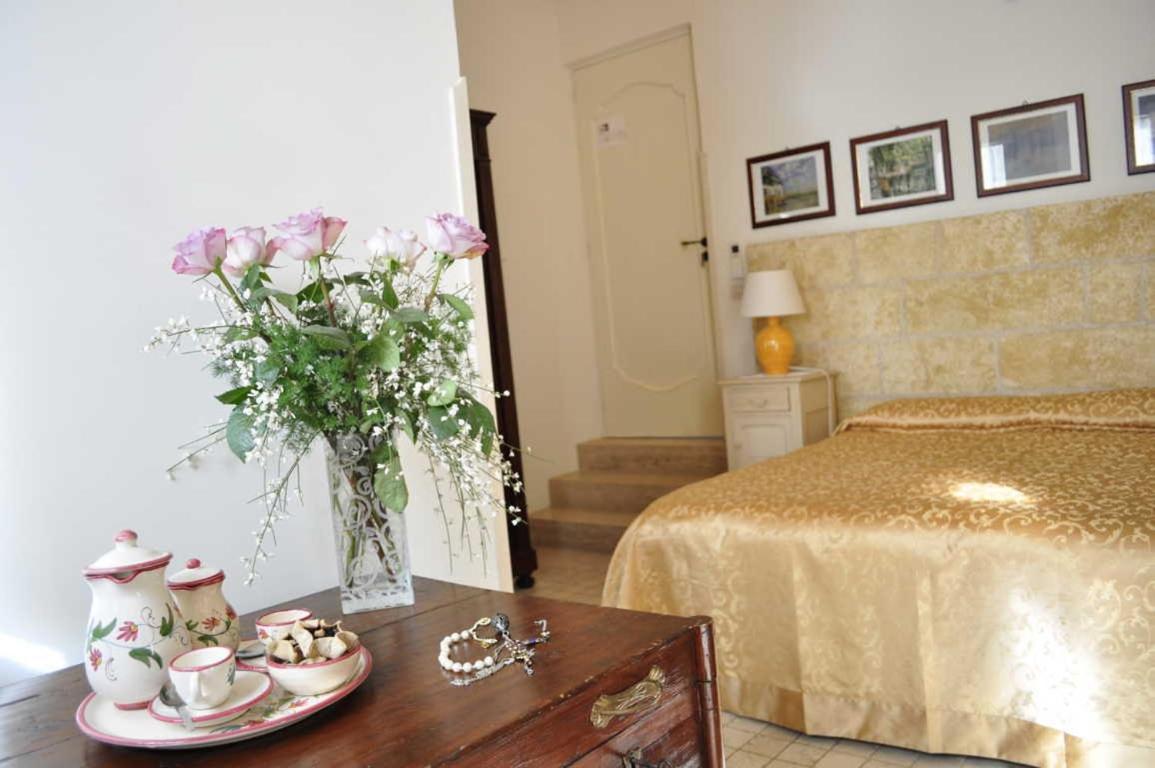 Bed and Breakfast Anticadimora Dei Pepe Salve Esterno foto