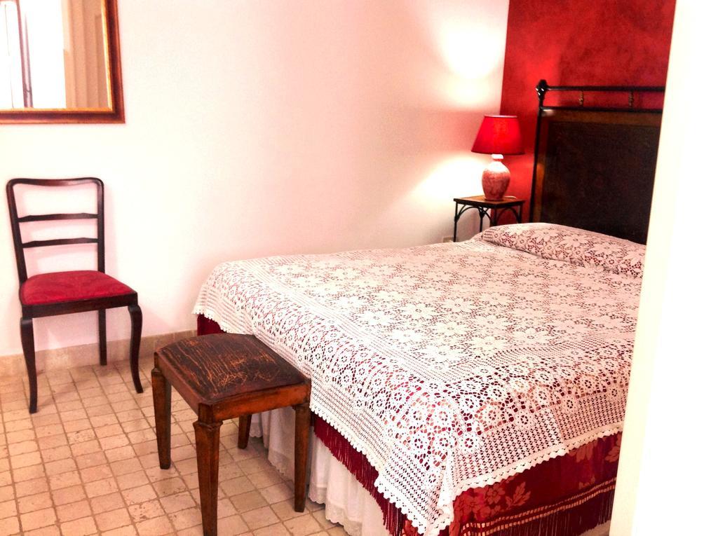 Bed and Breakfast Anticadimora Dei Pepe Salve Esterno foto